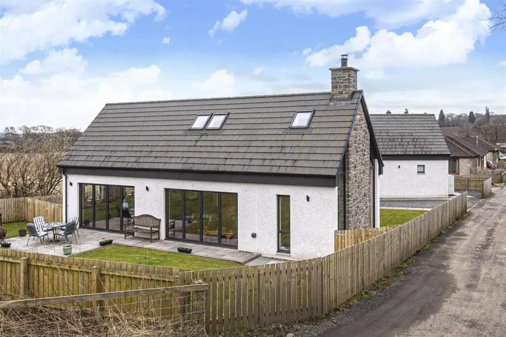 Grianan, Blairforge,