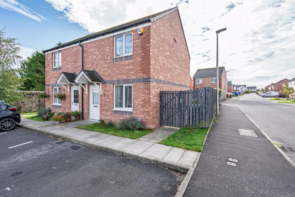 7 Simpson Wynd, Kinross, KY13 8GP