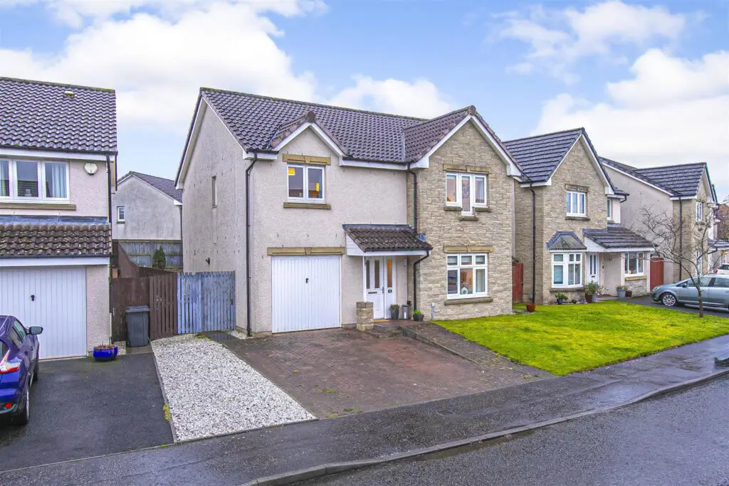 17 Tarmachan Road, Dunfermline, KY11 8JF