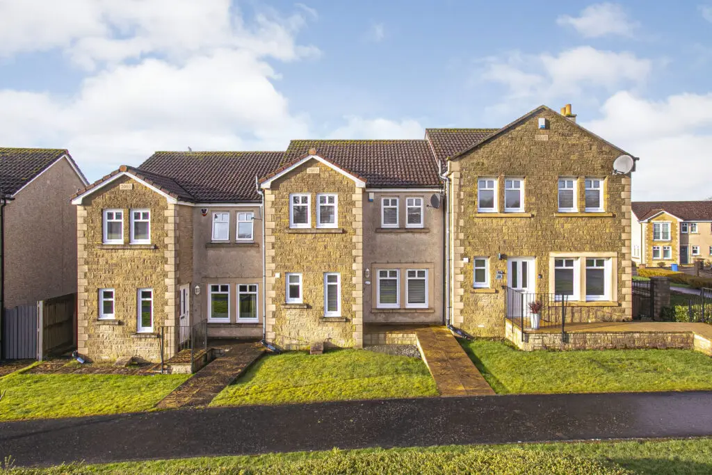 21 Wemyss Avenue, Blairhall, KY12 9PL