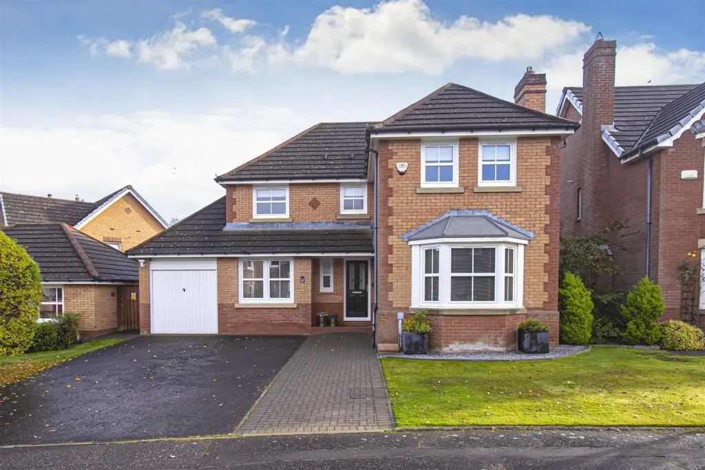 85 East Craigs Rigg, Edinburgh, EH12 8JA