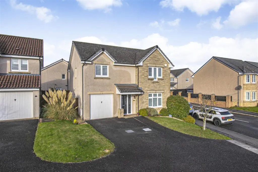 3 Tarmachan Road, Dunfermline, KY11 8JF