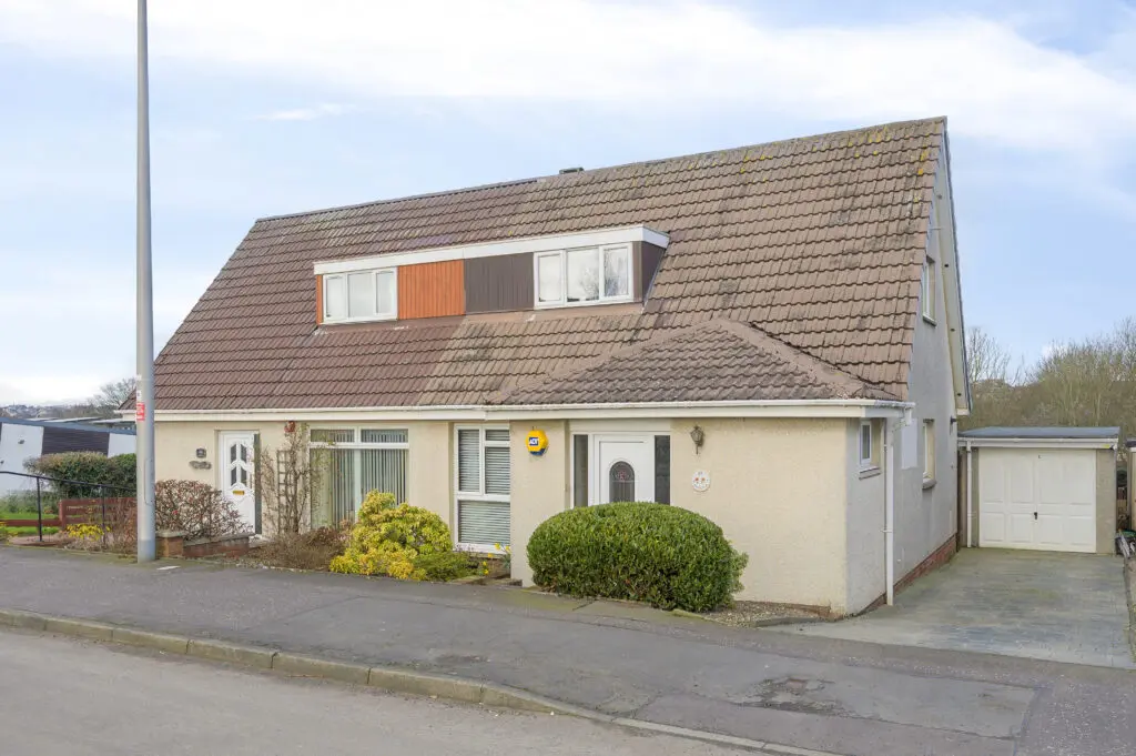 42 Evershed Drive, Dunfermline, KY11 8RE