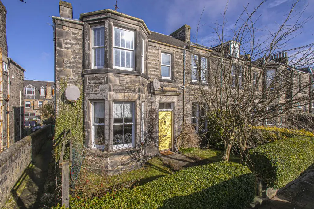 86 Dewar Street, Dunfermline, KY12 8AA