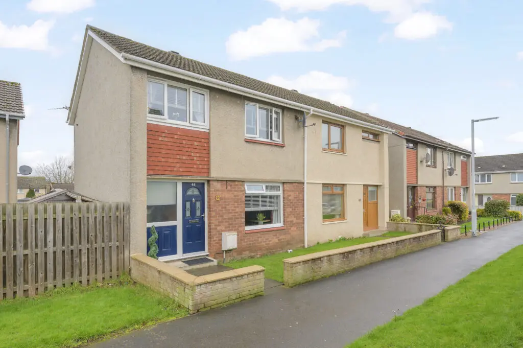 44 Chapel Street, High Valleyfield, KY12 8TR