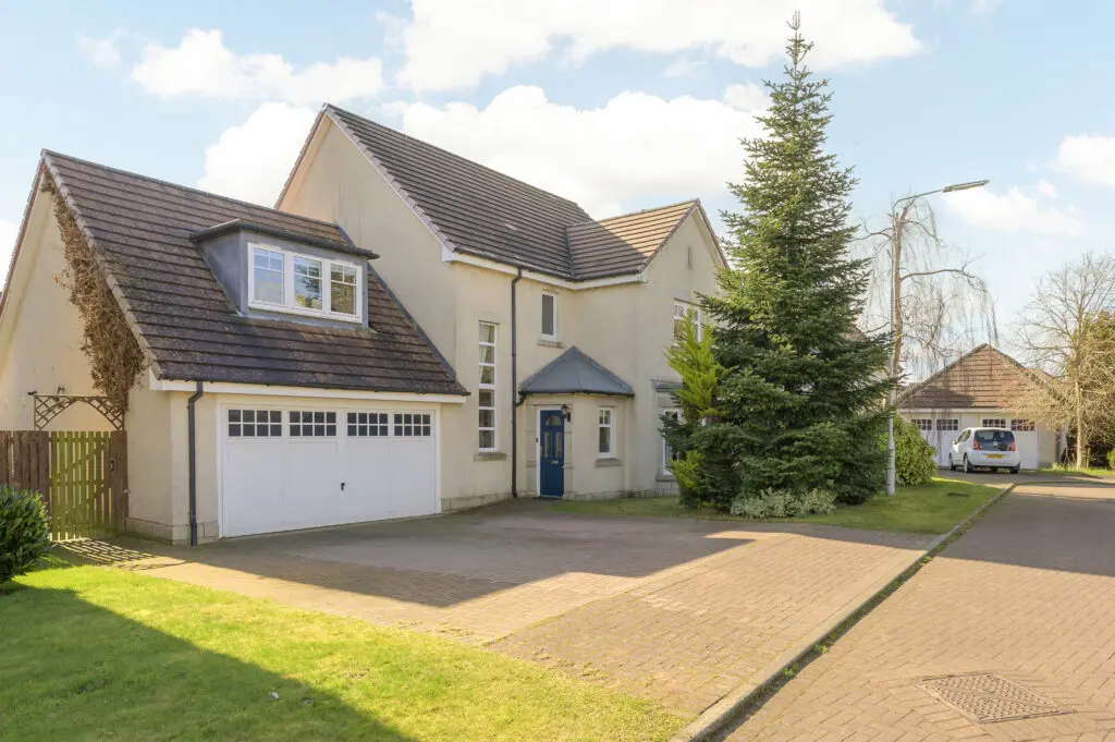 3 Lorn Place, Dunfermline, KY11 8GQ