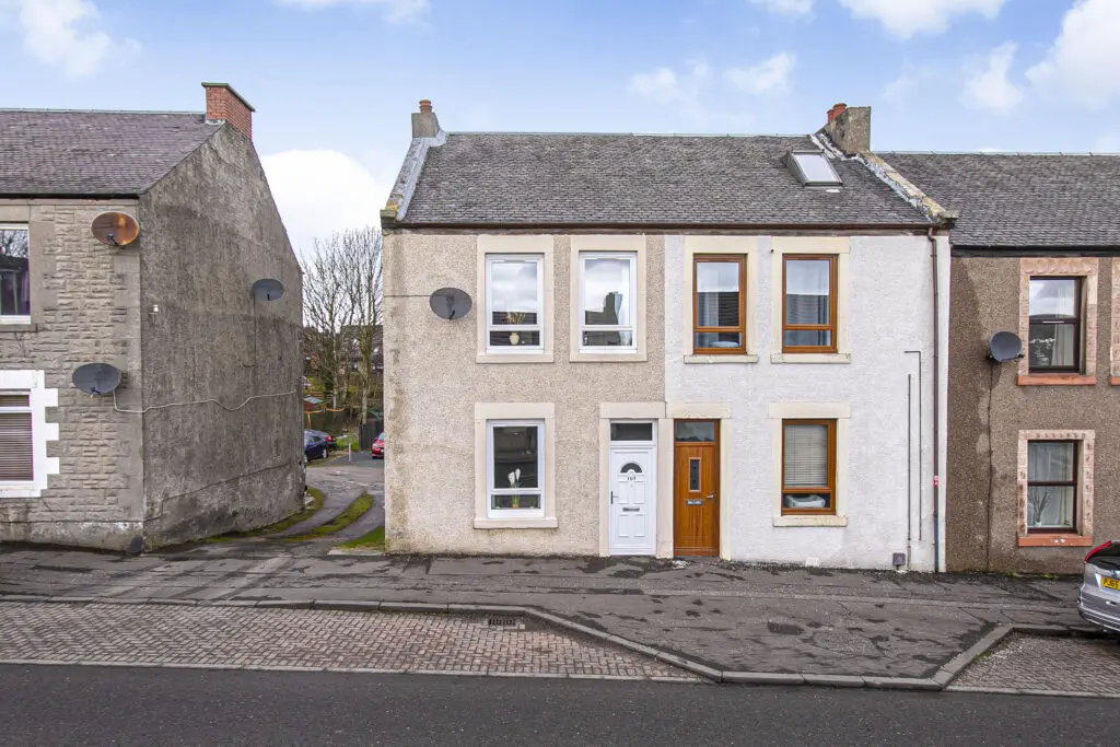 101 Station Road, Kelty, KY4 0BL