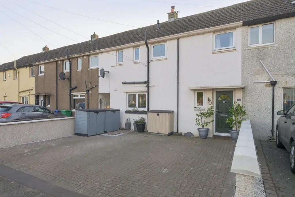 16 Tovey Road, Rosyth, KY11 2AD