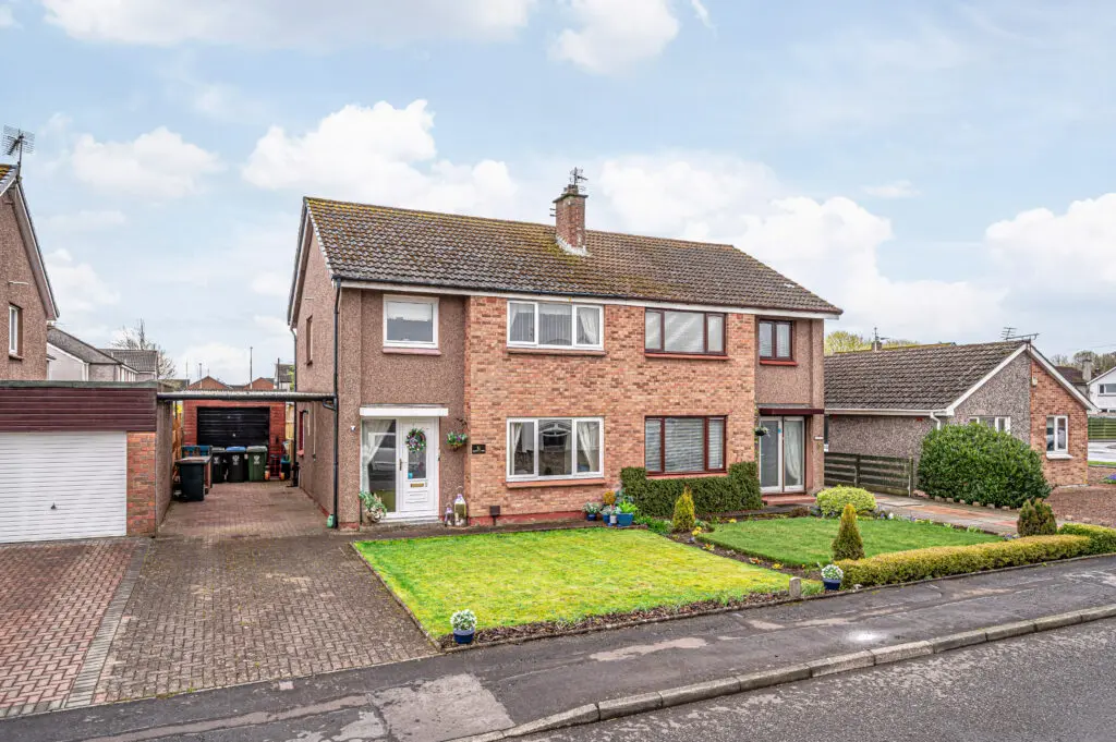 9 Seaforth Drive, Kinross, KY13 8BD