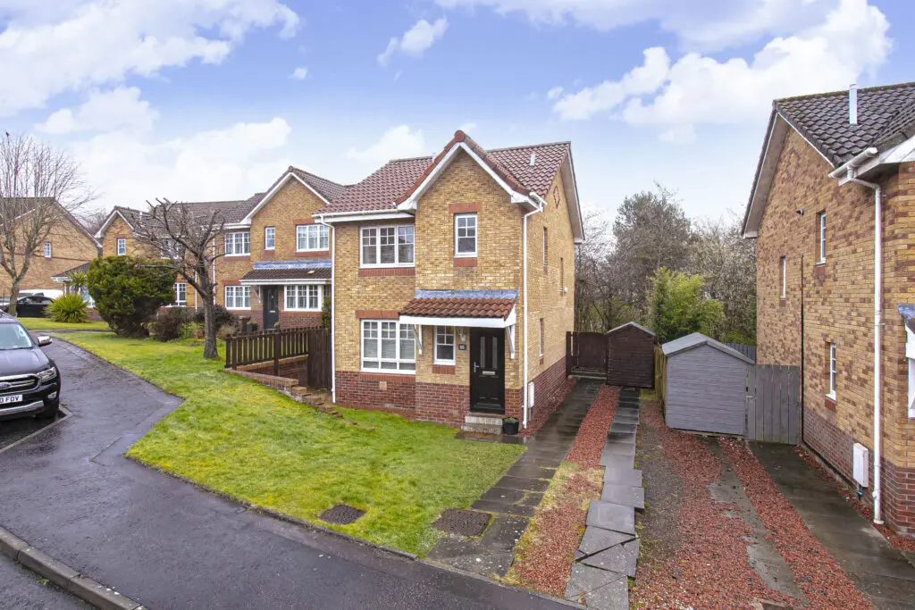 65 Farnell Way, Dunfermline, KY12 0SR