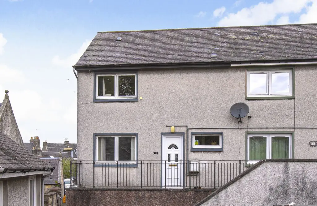 10 Coventry Place, Kinross, KY13 8EW