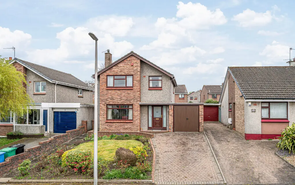 18 Heather Grove, Dunfermline, KY11 8DB