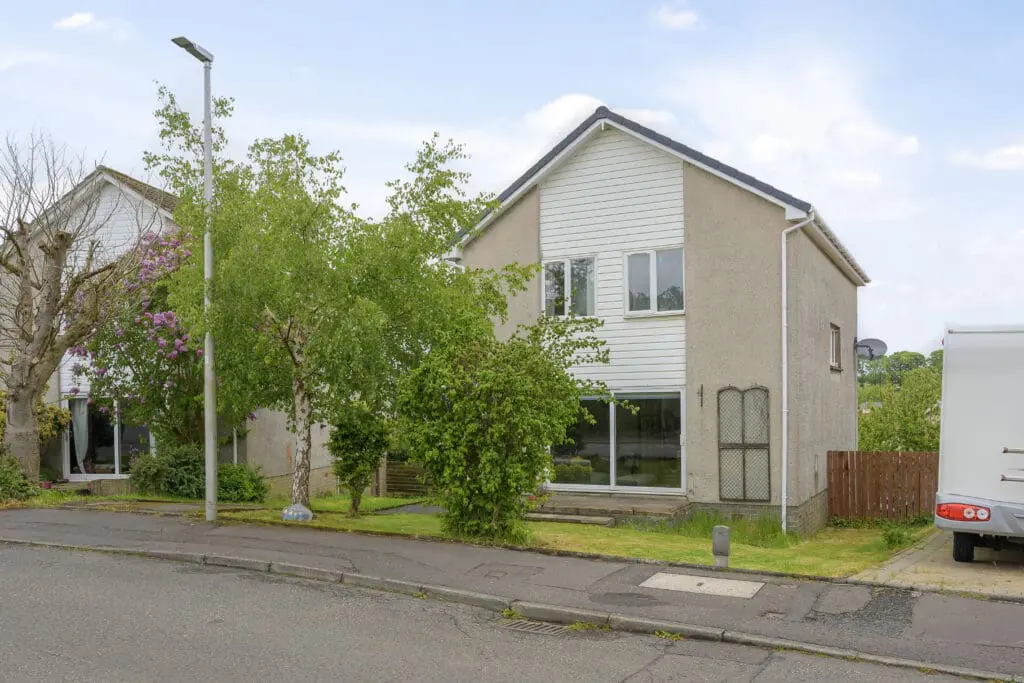 56 West Park, Carnock, KY12 9JU