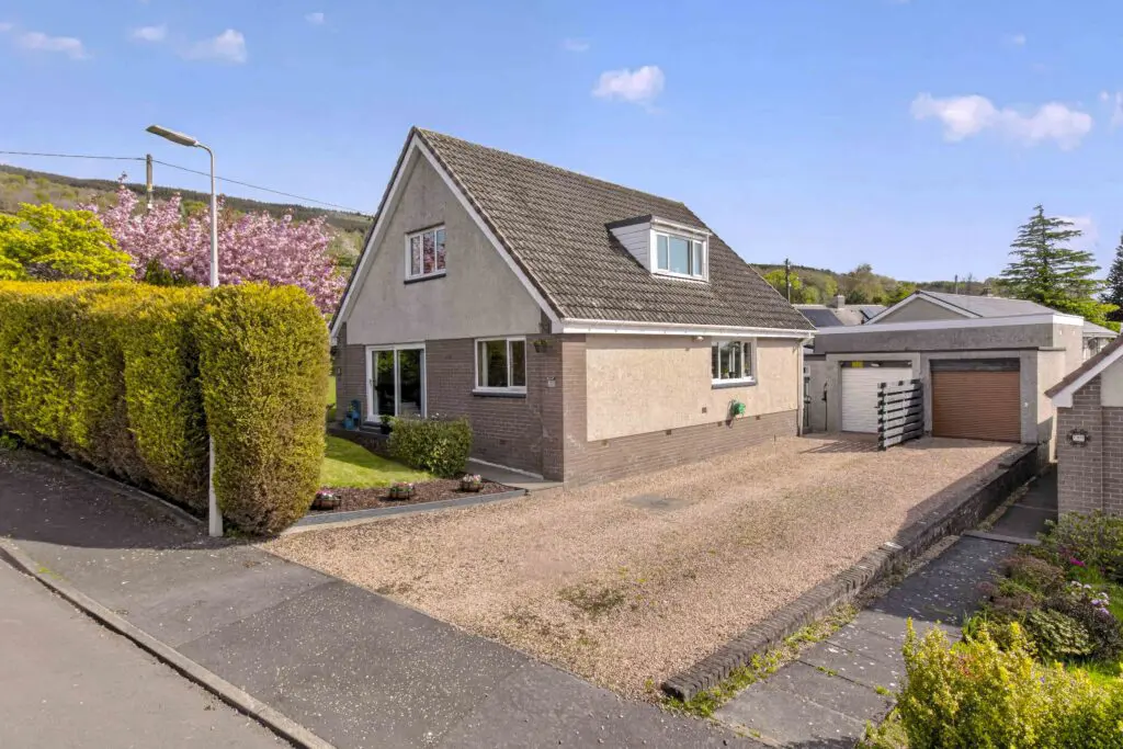 1 Bankfoot Park, Scotlandwell, Kinross KY13 9JP