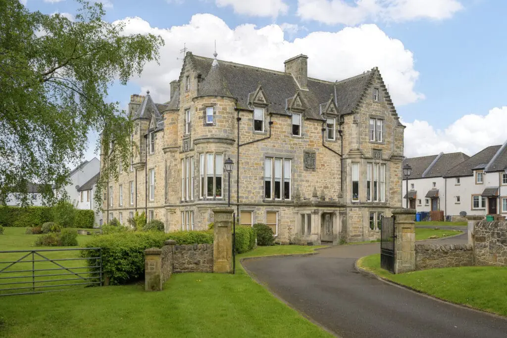 11 Craigflower House, Torryburn, KY12 8AY