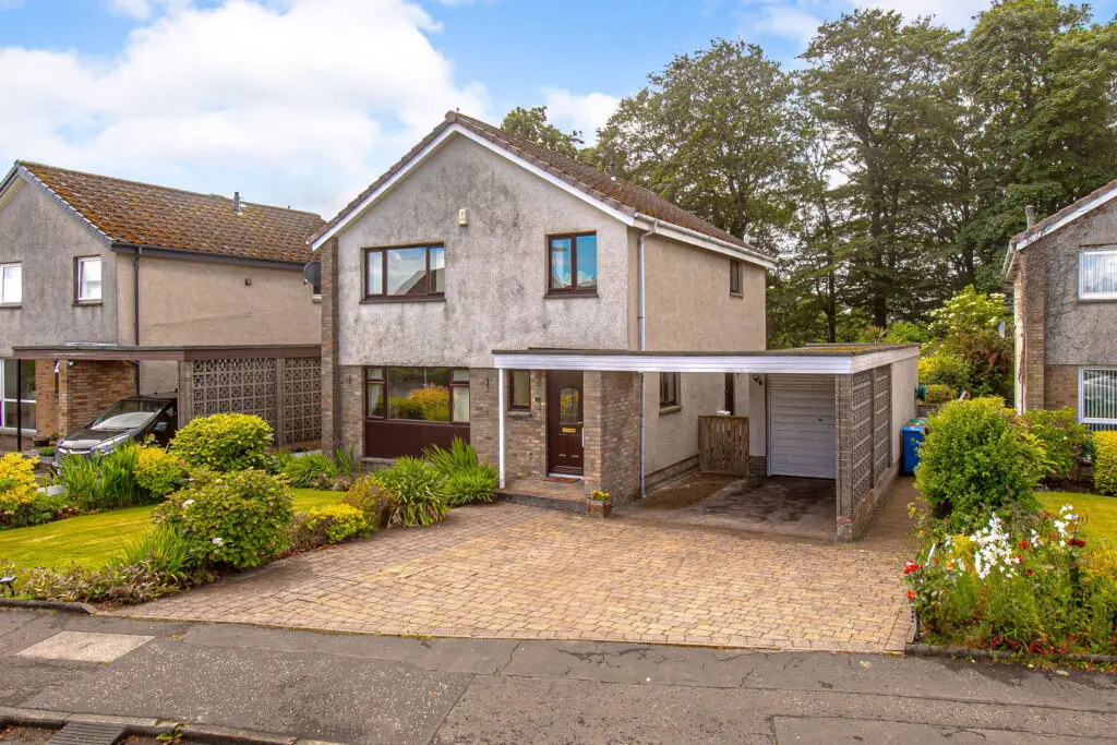 5 South Loanhead, Limekilns, KY11 3LB