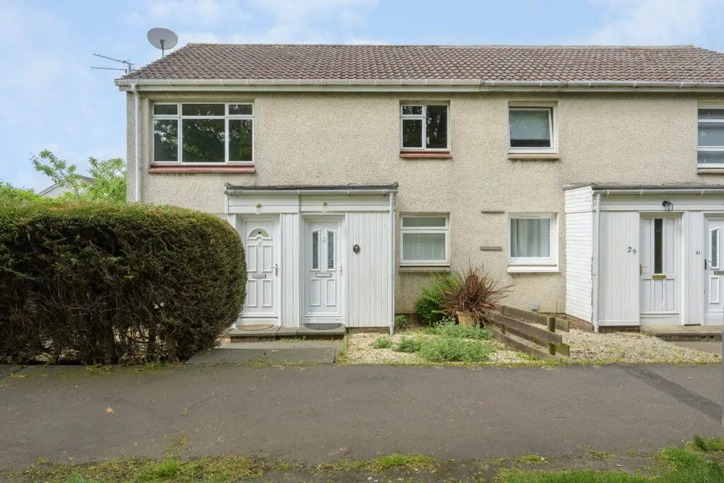 27 Glenavon Drive, Cairneyhill, KY12 8XQ