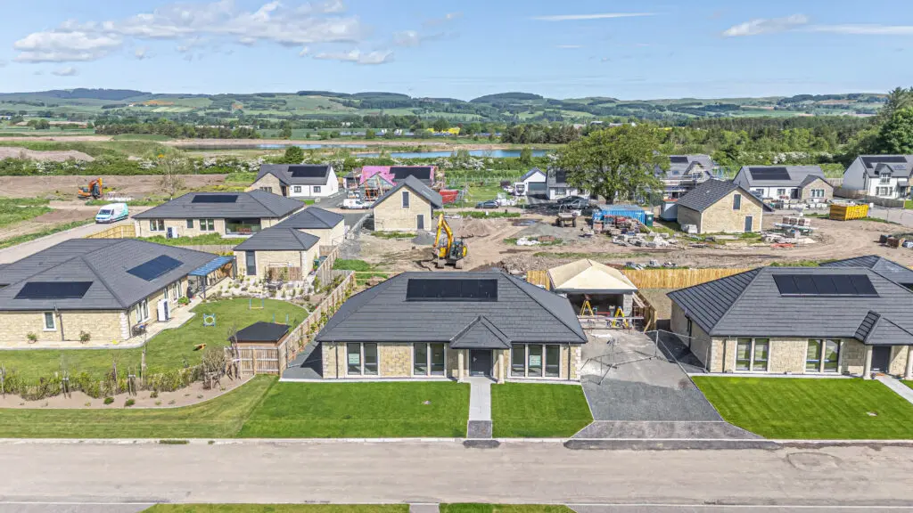 6 Killoch Burn Crescent, Balado. Kinross