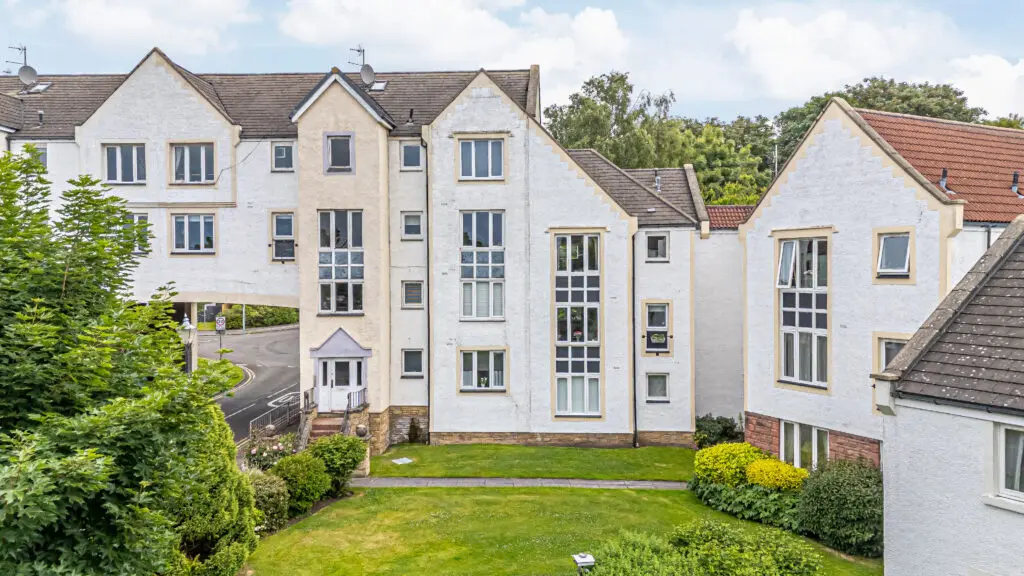 15 Harbour Place, Dalgety Bay, KY11 9GD