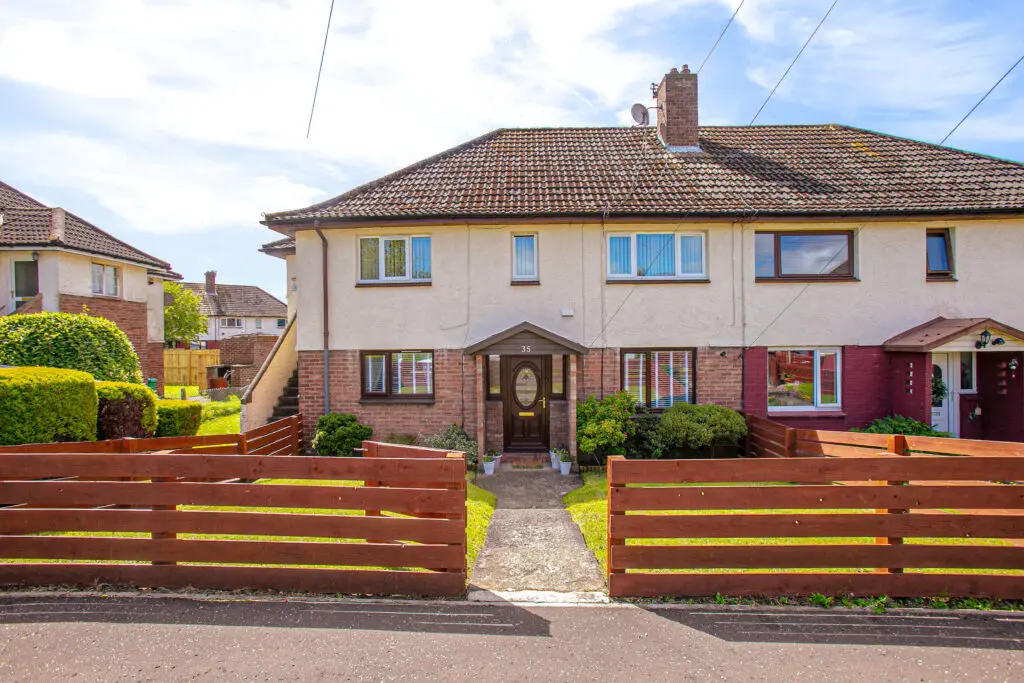 35 McGrigor Road, Rosyth, KY11 2AE