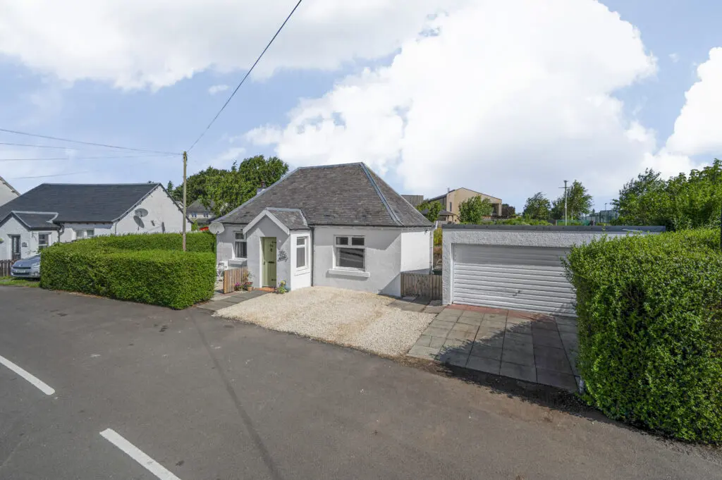 The Neuk, Bowton Road, Kinross, KY13 8EG
