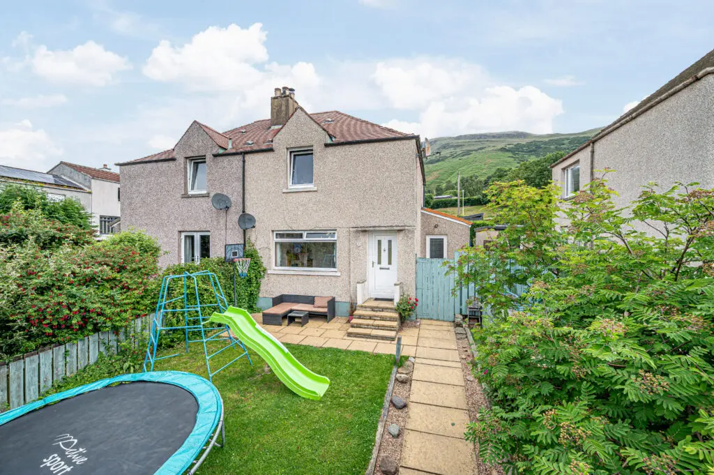 6 Buchan Avenue, Kinnesswood, Kinross, KY13 9HS