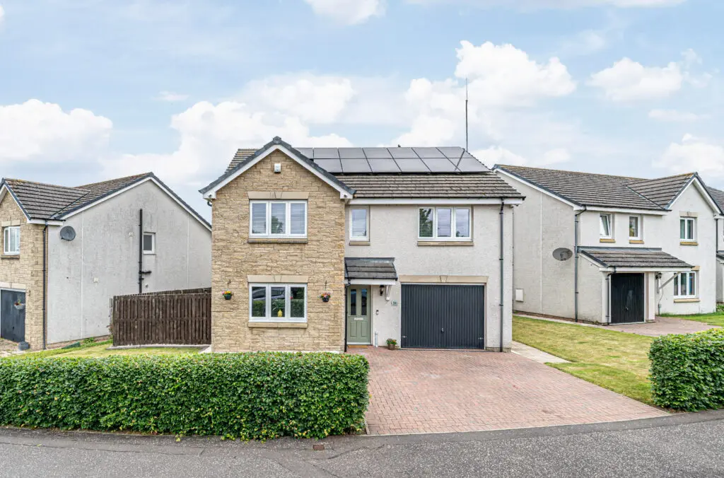 16 McBaith Way, Dunfermline, KY11 8YY