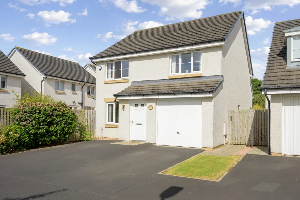 10 Redwing Wynd, Dunfermline, KY11 8SP