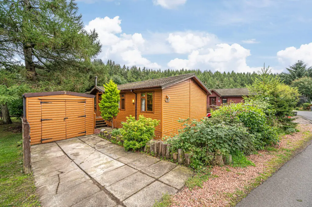Larch Lodge, Glendevon Park, Glendevon, FK14 7JY