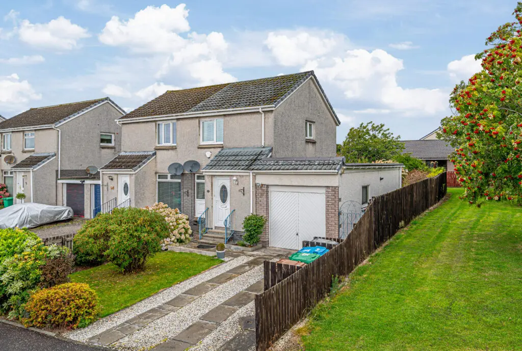 35 Menteith Drive, Dunfermline, KY11 8RR