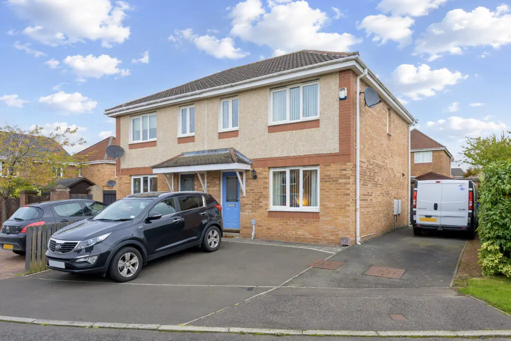 36 Dover Heights, Dunfermline, KY11 8HS