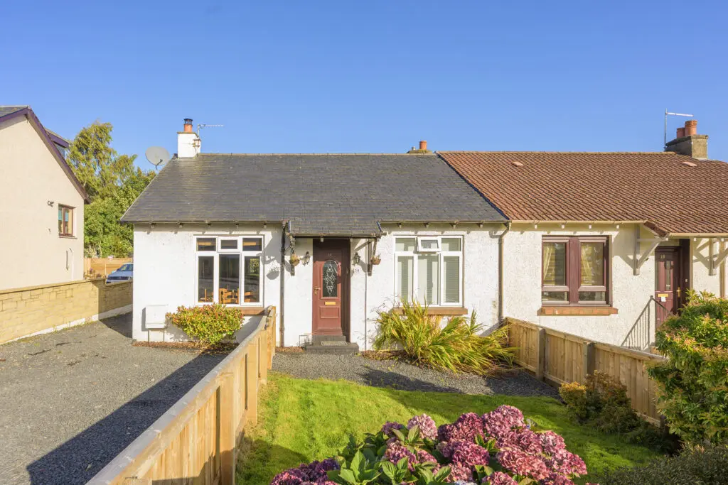20 Woodhead Street, High Valleyfield, KY12 8SQ