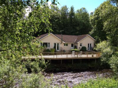 1 Riverbank Lodge, Crook Of Devon, Kinross