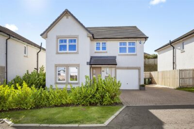 21 Muir Way, Milnathort, Kinross