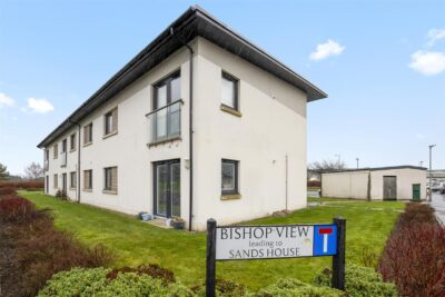 1 Bishop View, Kinross