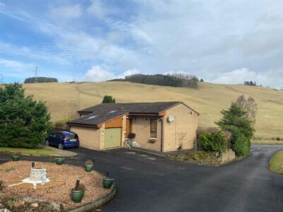 1 East Blair Cottages, Glenfarg.