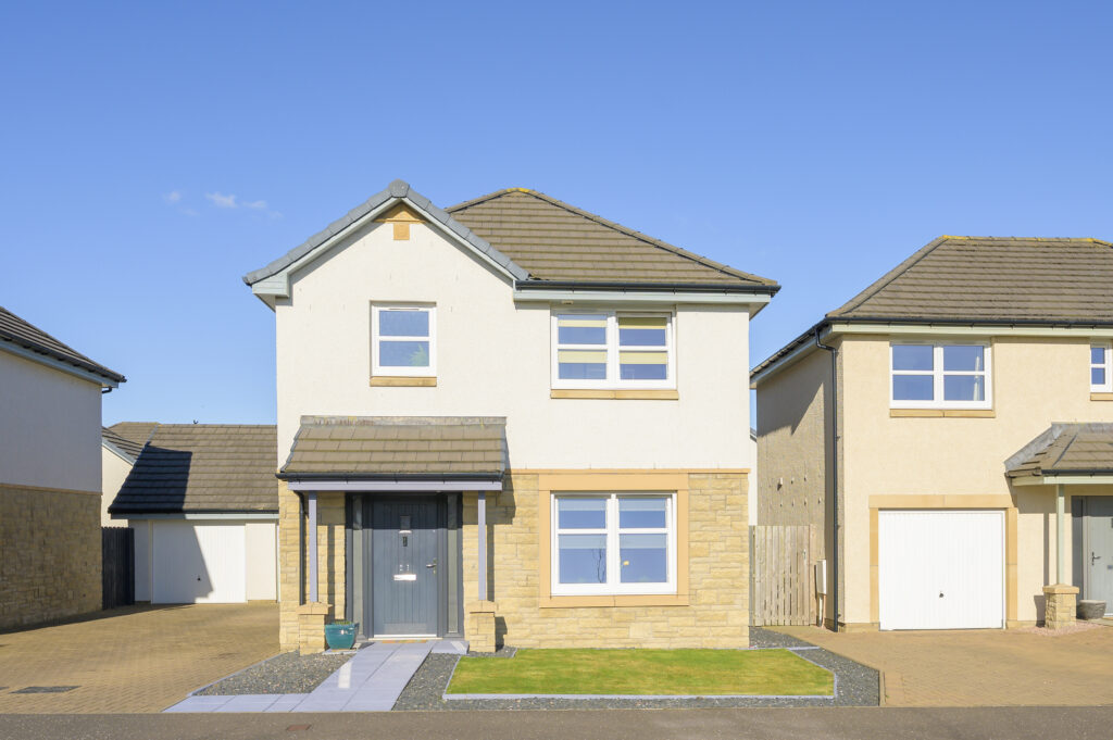 21 Stewart Crescent, Dunfermline, KY11 8NP